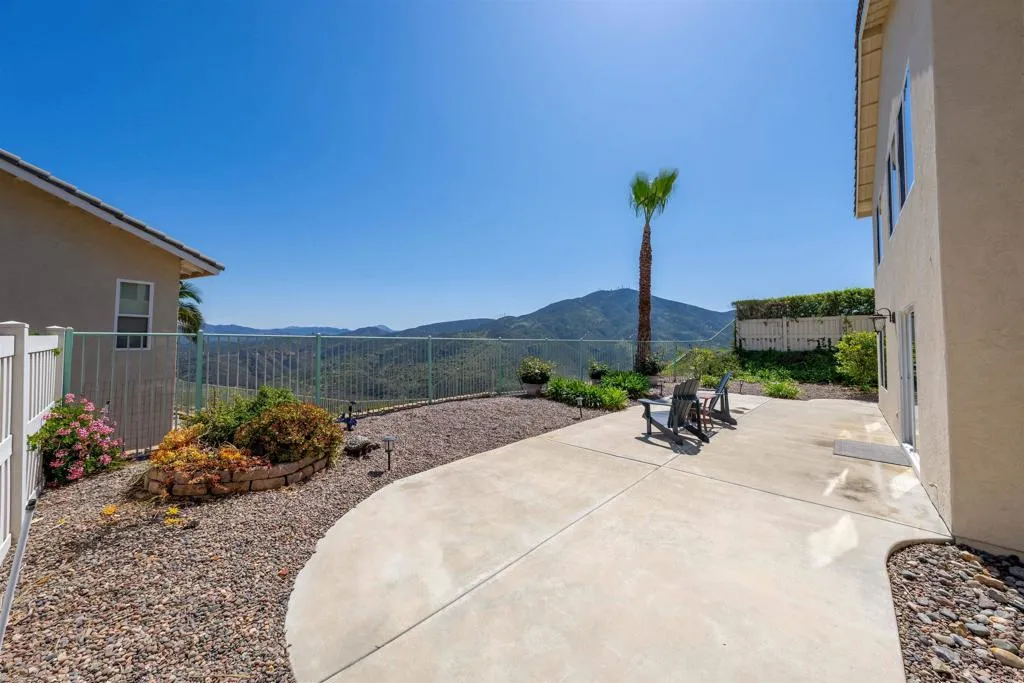 https://cdn.realtyfeed.com/cdn/127/306409606/da0fc280f49dc23a94a5829f96306c09.webp