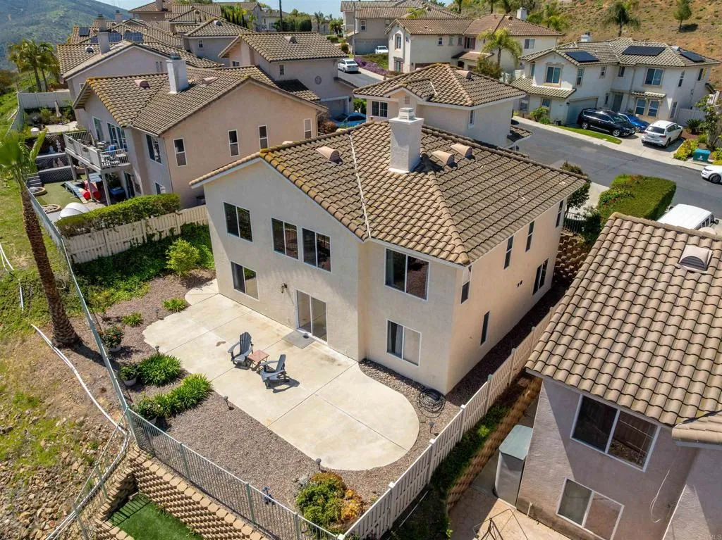 https://cdn.realtyfeed.com/cdn/127/306409606/edb5c198640333babdbbb86f01b6bc14.webp