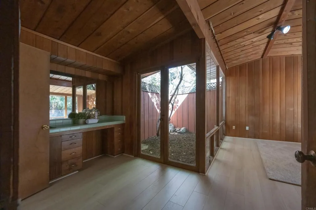 https://cdn.realtyfeed.com/cdn/127/306409629/783955392ea7e3de3d57c65386999707.webp