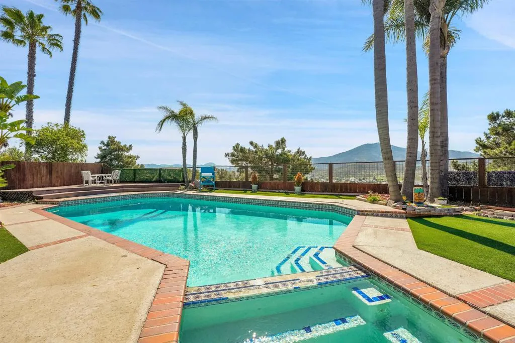 https://cdn.realtyfeed.com/cdn/127/306409684/629aab6b09c230ebe18cb14c68209252.webp