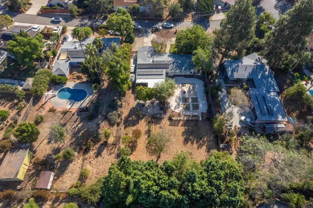 https://cdn.realtyfeed.com/cdn/127/306410018/659748a026dd3aeca05f0f16c10b5adf.webp