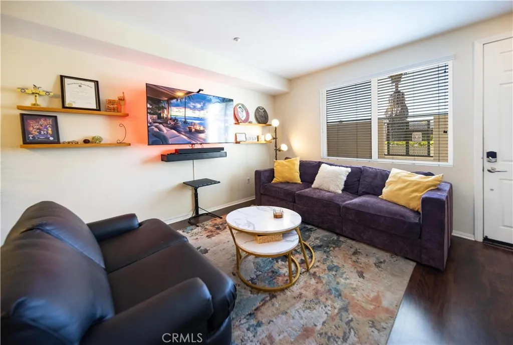 Photo #2: SW25078374 Listing 