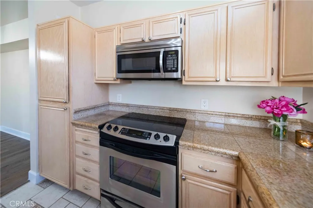 https://cdn.realtyfeed.com/cdn/127/306410383/9c4c310c6da2a61fe895c7fc33c47c16.webp
