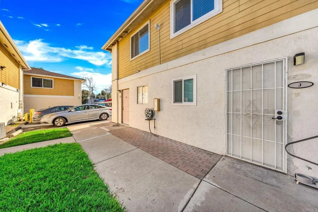 https://cdn.realtyfeed.com/cdn/127/306410393/7d4f9d53d193aedb1eaead078d60ed61.webp