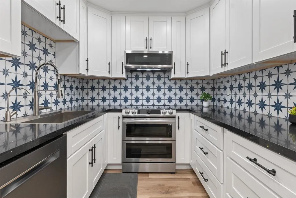 https://cdn.realtyfeed.com/cdn/127/306410458/0a8305a041a211612f71112850c71025.webp