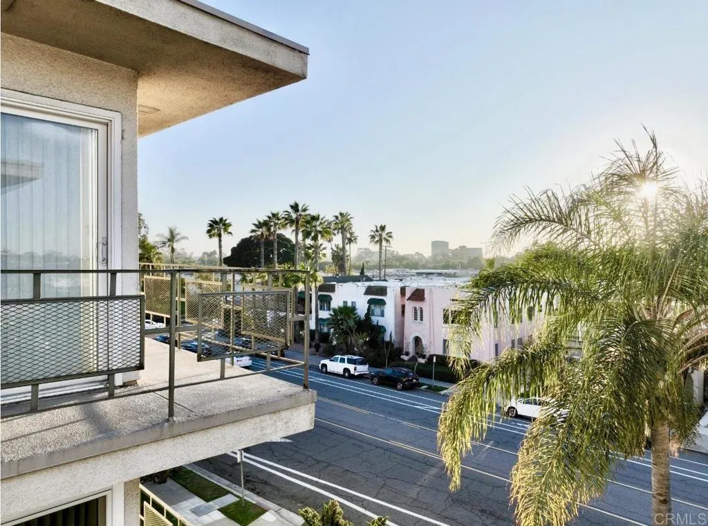 https://cdn.realtyfeed.com/cdn/127/306410458/1d32839cb53613673a4b143b6e157162.webp