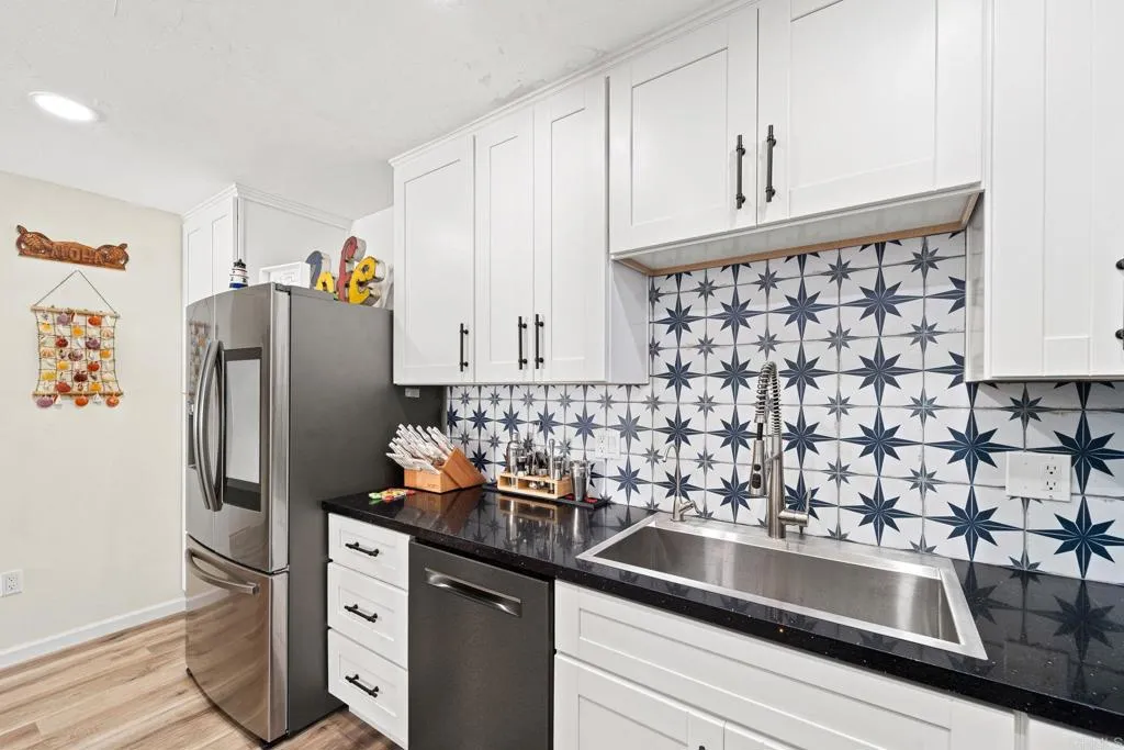 https://cdn.realtyfeed.com/cdn/127/306410458/20f11c927c469ffe837bd96a6d30b4b5.webp