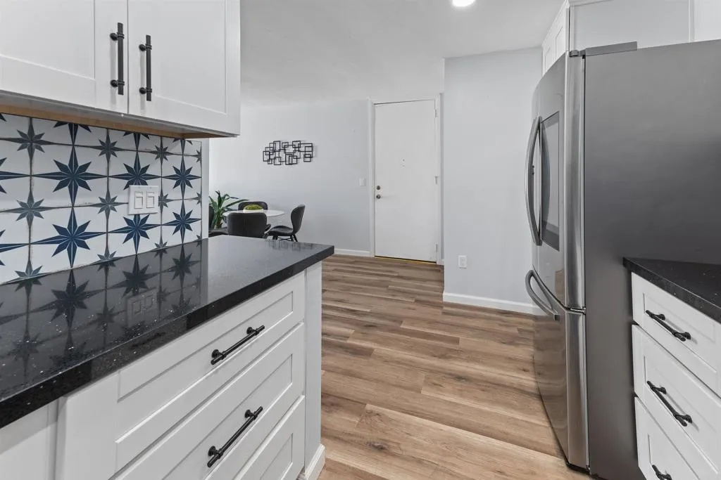 https://cdn.realtyfeed.com/cdn/127/306410458/94c645499b1643e199ac15f79e819dd8.webp