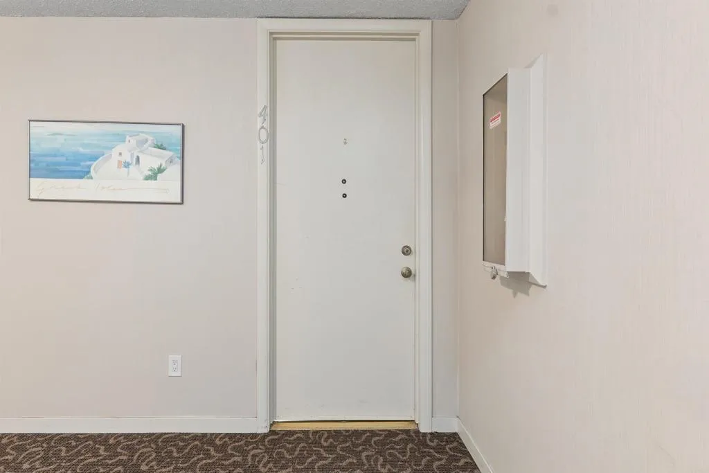 https://cdn.realtyfeed.com/cdn/127/306410458/ab6d81115fbb798313eaee38a6f5eaae.webp