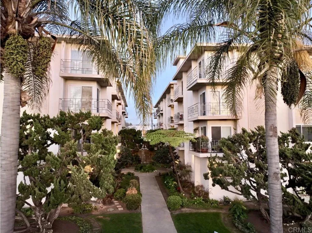 https://cdn.realtyfeed.com/cdn/127/306410458/cb28974e9c9df2064c47e64508a3a156.webp