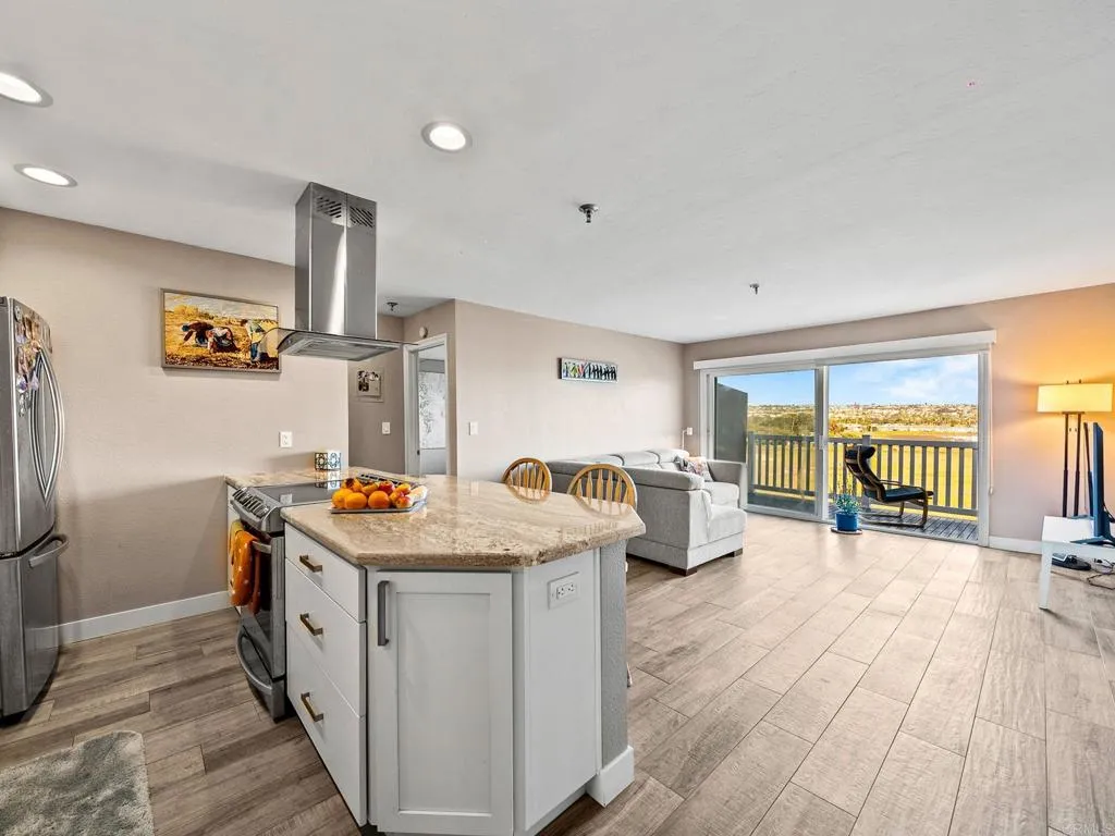 https://cdn.realtyfeed.com/cdn/127/306410507/a111bfeacd32943f495055b750149deb.webp
