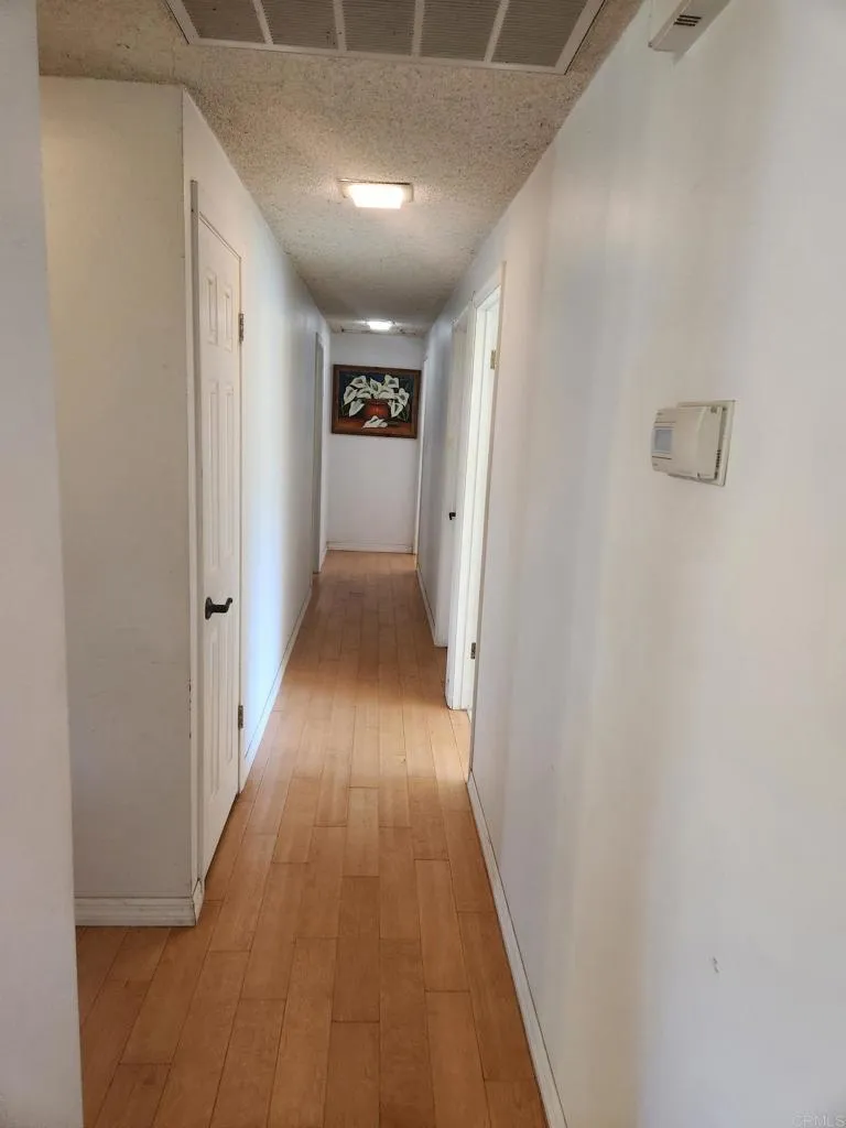 https://cdn.realtyfeed.com/cdn/127/306410735/410e9aa5183f2bcbc9394774fafe4166.webp