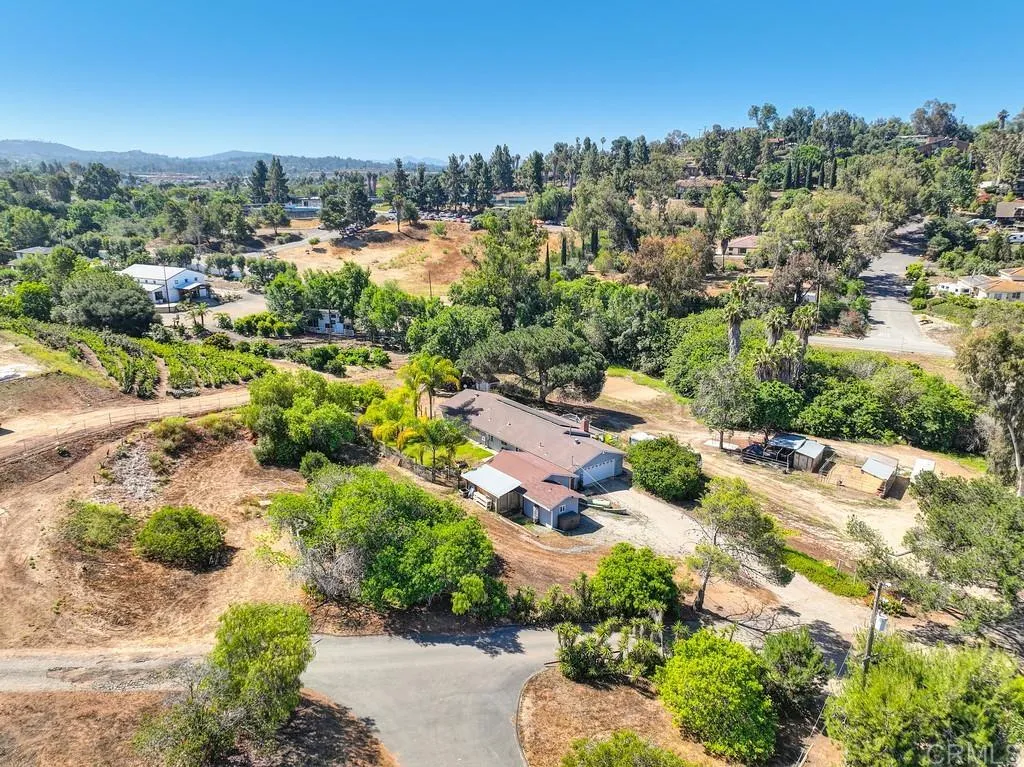 https://cdn.realtyfeed.com/cdn/127/306410735/9143645fe6dea3ab2821cbe1918c25e2.webp