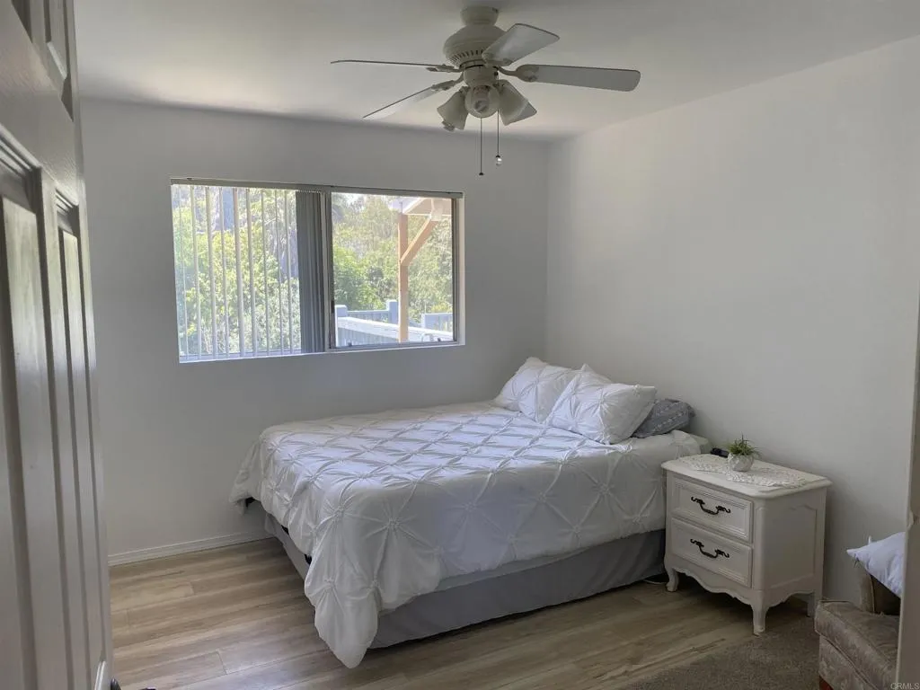 https://cdn.realtyfeed.com/cdn/127/306410735/b18956d133a7696db1d5bf7e6bd6e3d0.webp