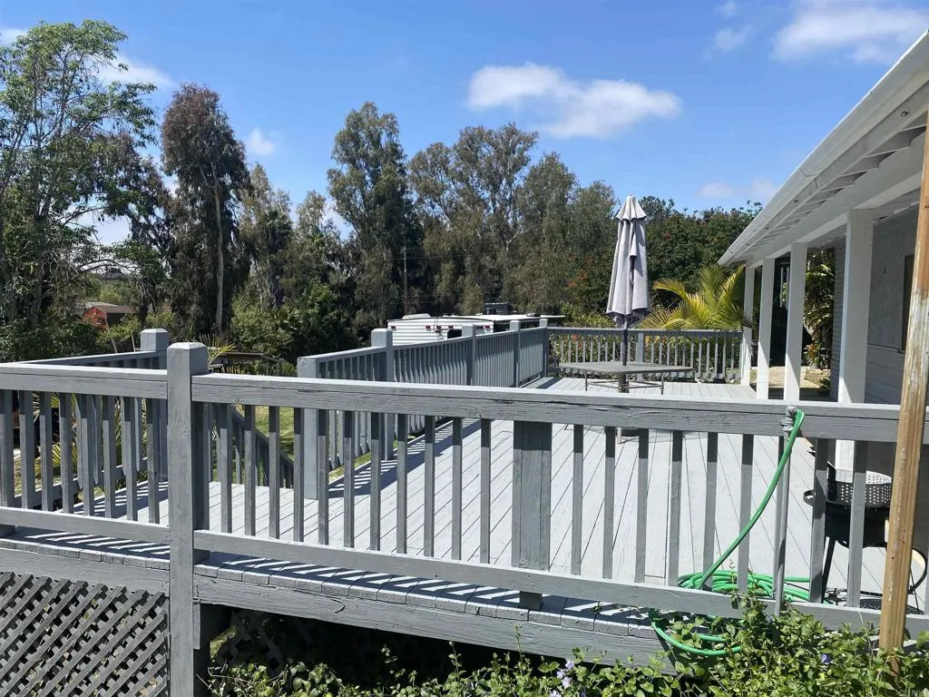 https://cdn.realtyfeed.com/cdn/127/306410735/baf907a4711904cc8095d2d0cda8d27a.webp