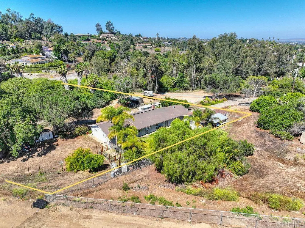 https://cdn.realtyfeed.com/cdn/127/306410735/f68189d7f76eeb1132b989c4429a8fbb.webp