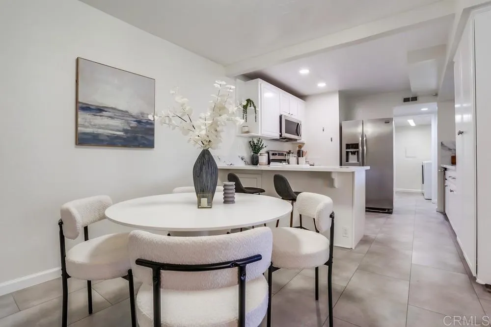 https://cdn.realtyfeed.com/cdn/127/306410803/dff777b1ab564bd0eaad2ad12ccd9e4a.webp