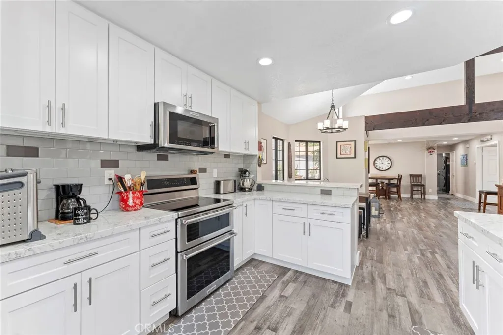 https://cdn.realtyfeed.com/cdn/127/306411073/4d0bdb6228221838a54944d3fea4143d.webp