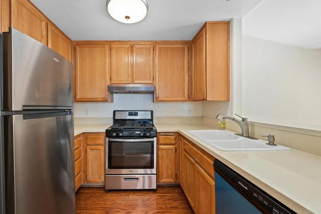 Photo #3: NDP2503470 Listing 