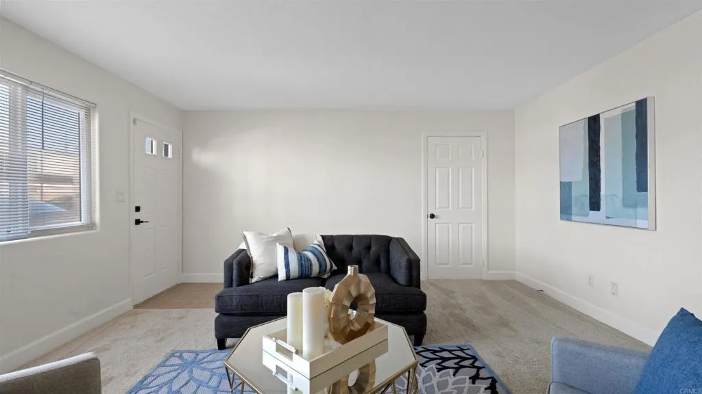 https://cdn.realtyfeed.com/cdn/127/306411518/79a11b4b45cf5e6c82f7efad2c809003.webp