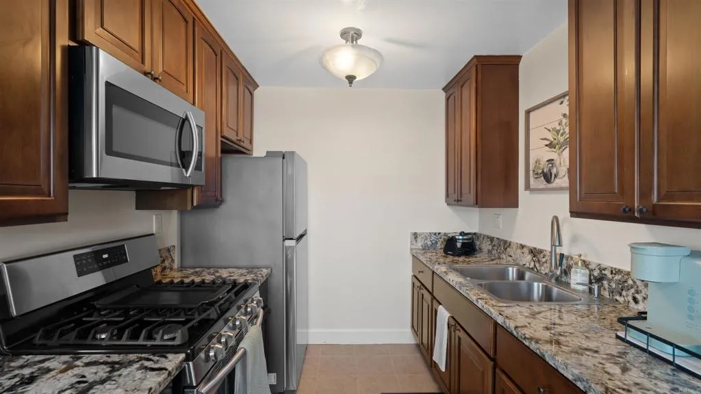 https://cdn.realtyfeed.com/cdn/127/306411518/e3a93e848e583f25fa9ae07d11697a6a.webp