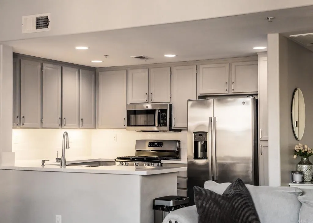 https://cdn.realtyfeed.com/cdn/127/306411601/067c40c0d9937b65eae2c8dde35f2e9b.webp