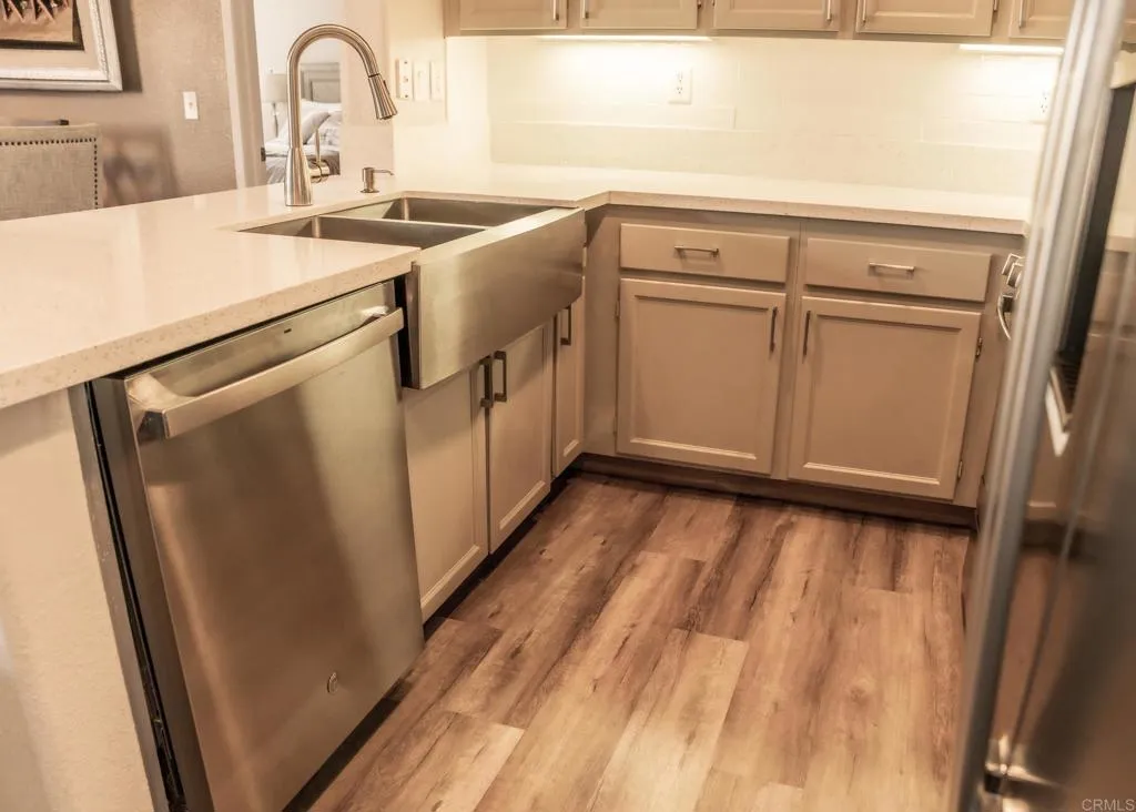 https://cdn.realtyfeed.com/cdn/127/306411601/a707dbb90fff9cb9c289d7dbffddaa64.webp