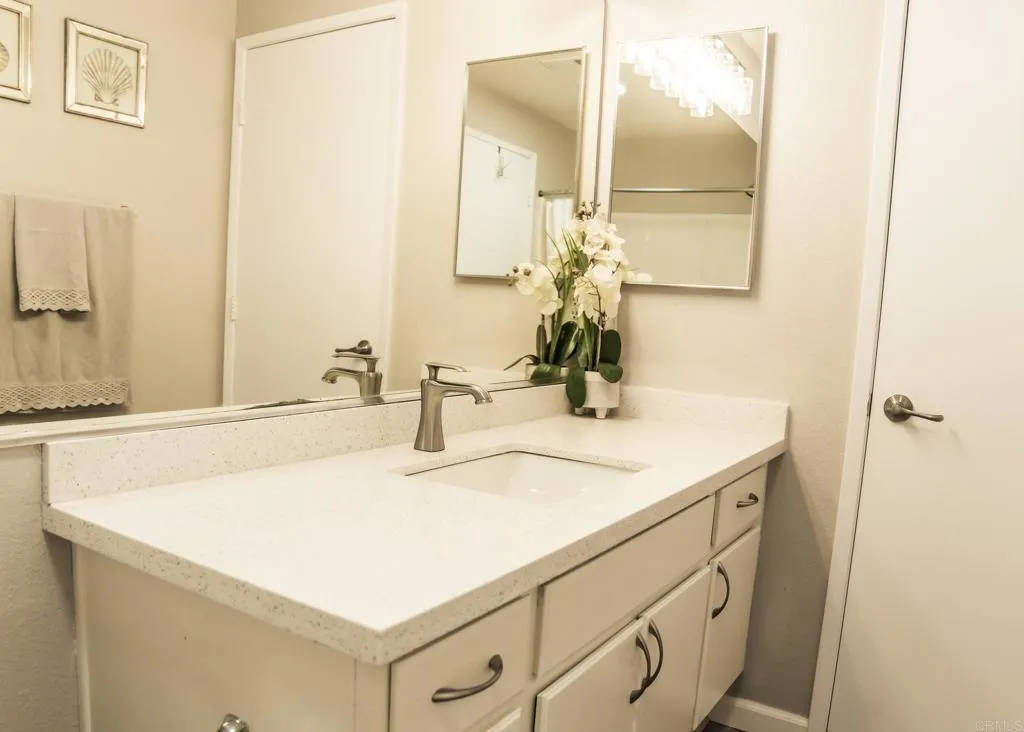 https://cdn.realtyfeed.com/cdn/127/306411601/f877637c7ca619d5ff486093908e9e91.webp