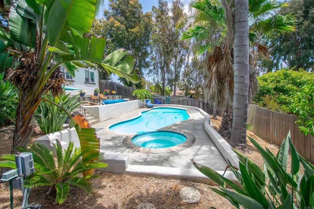 https://cdn.realtyfeed.com/cdn/127/306411645/33abde1bd022833ea21c39020c969e4f.webp