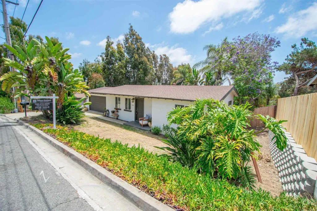 https://cdn.realtyfeed.com/cdn/127/306411645/a82712c01f3c5ec872dab3589f235c1c.webp