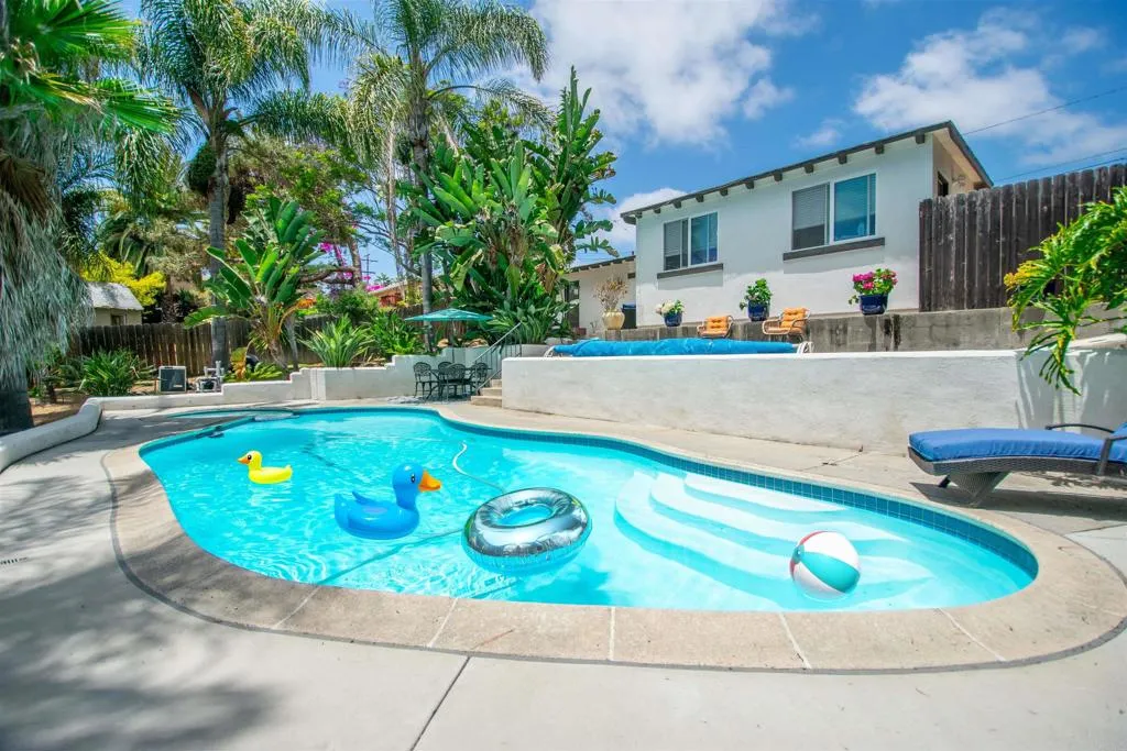 https://cdn.realtyfeed.com/cdn/127/306411645/e2e3fd75f059fc5bf89228022bd42237.webp