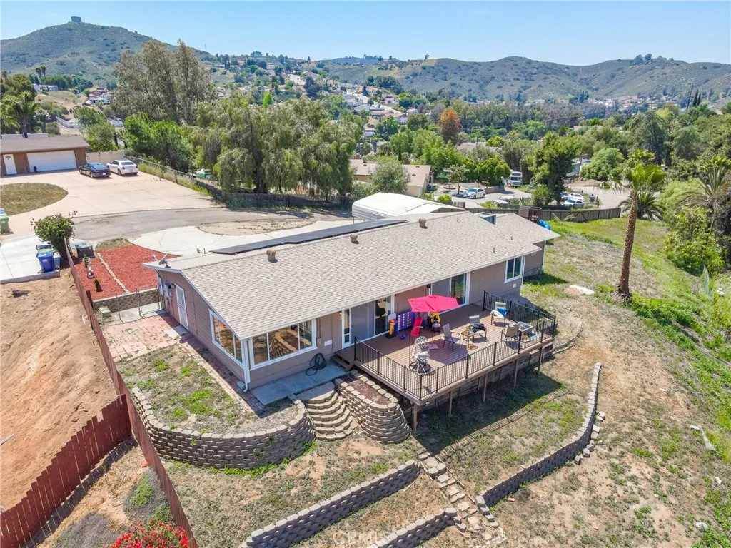 https://cdn.realtyfeed.com/cdn/127/306411923/1b4ae15b1c2fc0bd093d8bce99bb0f9e.webp