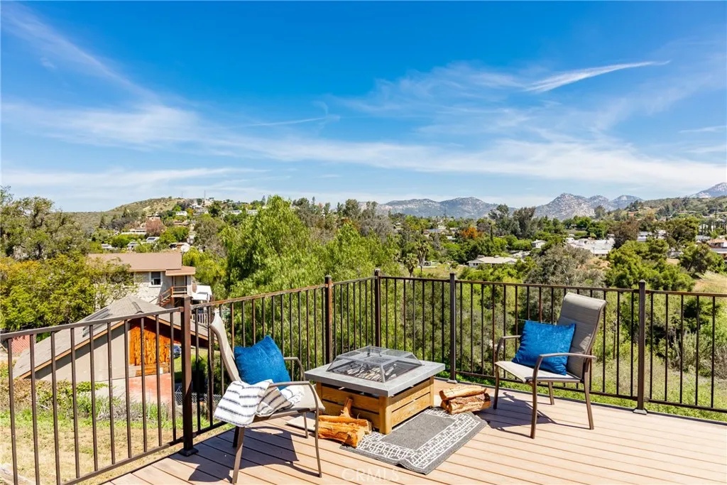 https://cdn.realtyfeed.com/cdn/127/306411923/539d83f43b252332df5a96c844dd769f.webp