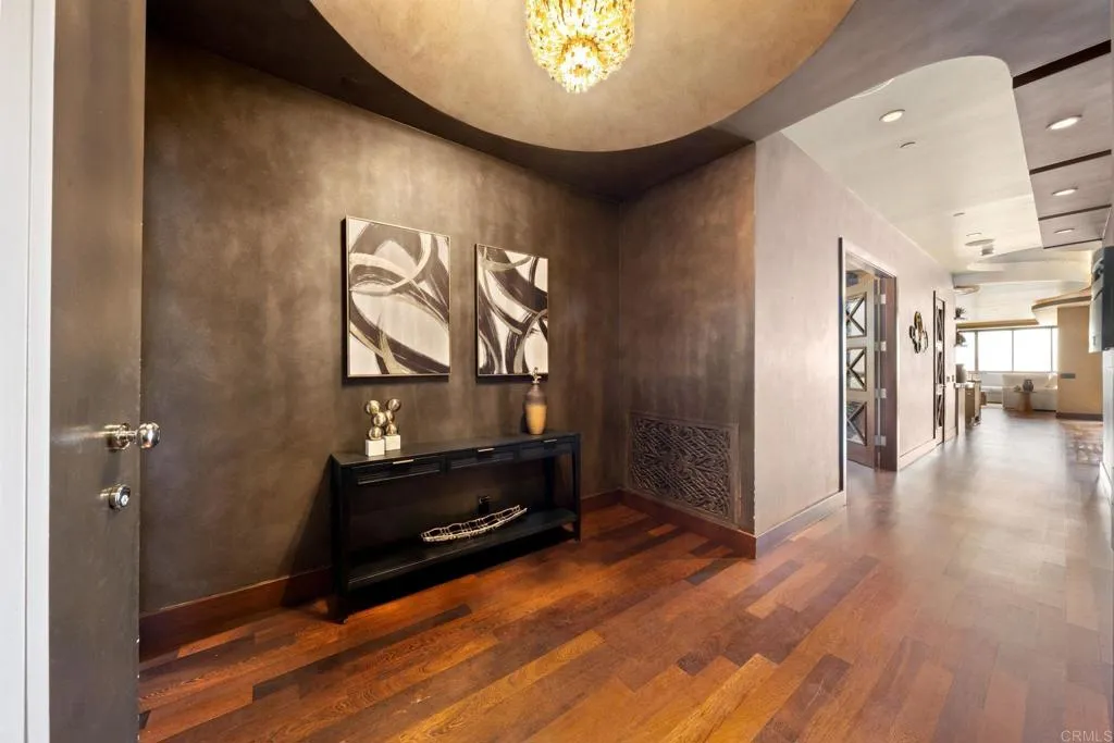 Photo #2: PTP2502571 Listing 