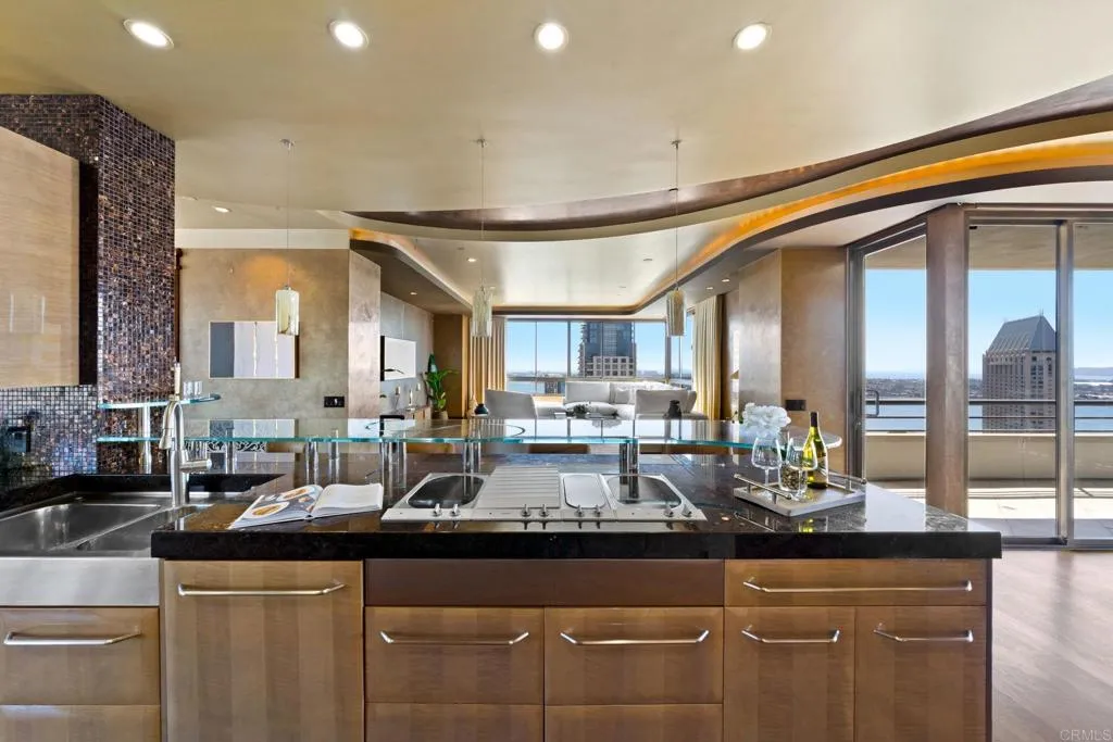 Photo #15: PTP2502571 Listing: Photo #15
