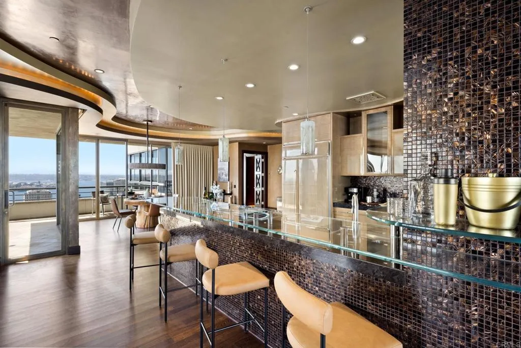 Photo #11: PTP2502571 Listing: Photo #11