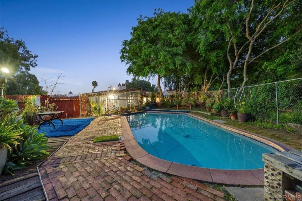 https://cdn.realtyfeed.com/cdn/127/306412079/7a588804d96176b0b66d5f98a2758c24.webp