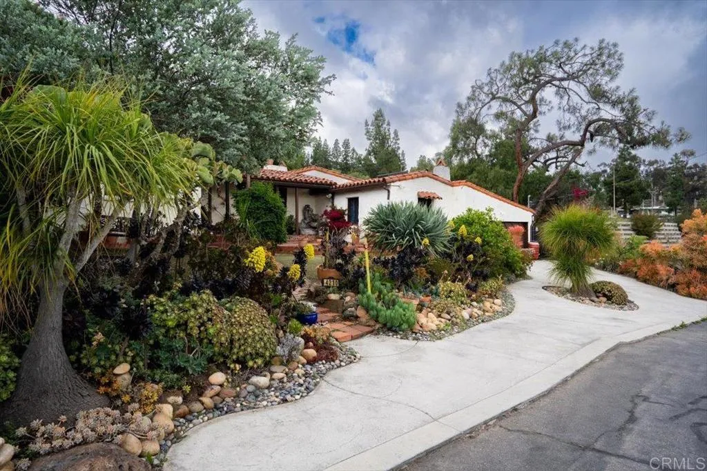 https://cdn.realtyfeed.com/cdn/127/306412079/a0679527827afb9b1ec5cca5bbe79ae0.webp