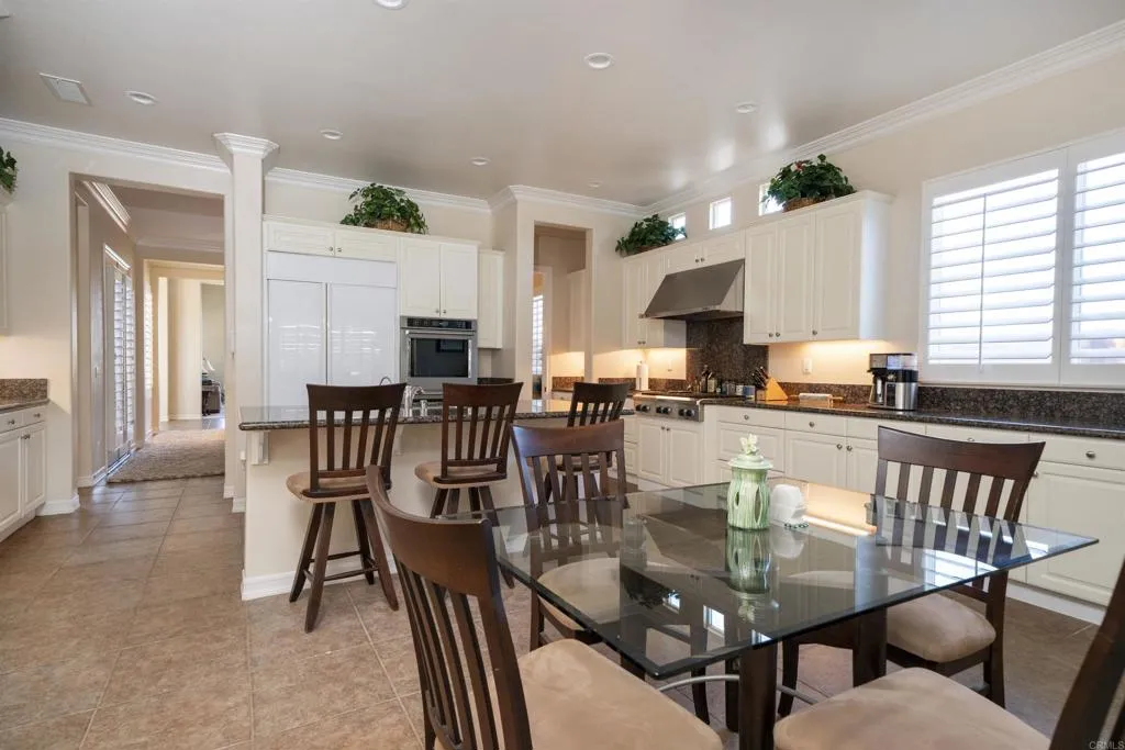 https://cdn.realtyfeed.com/cdn/127/306412100/0653623154261926293d2c911360f9b8.webp