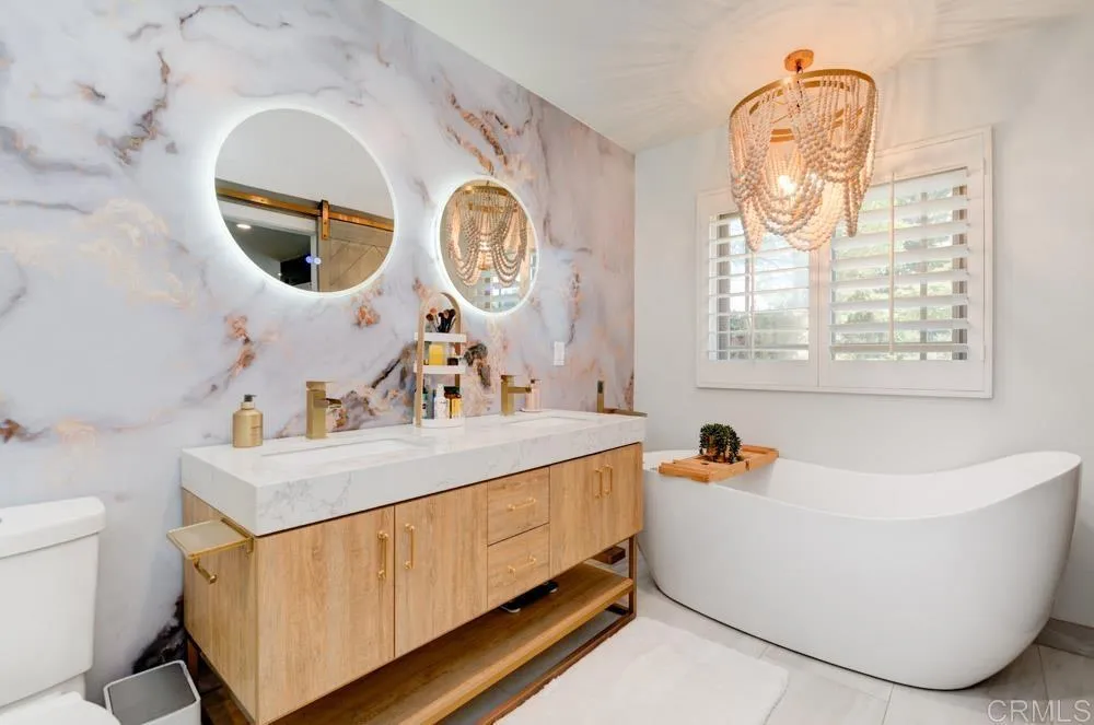 https://cdn.realtyfeed.com/cdn/127/306412101/48ec6434236b9fe28d30eb52fc148e04.webp
