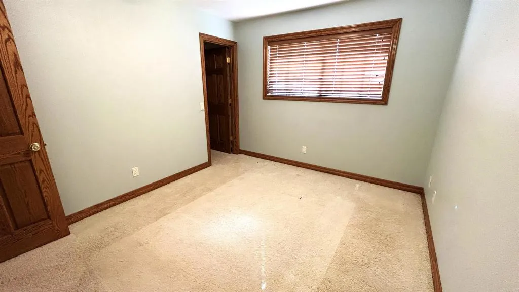 https://cdn.realtyfeed.com/cdn/127/306412110/02abcada7e68934edd9c5d0d39648466.webp