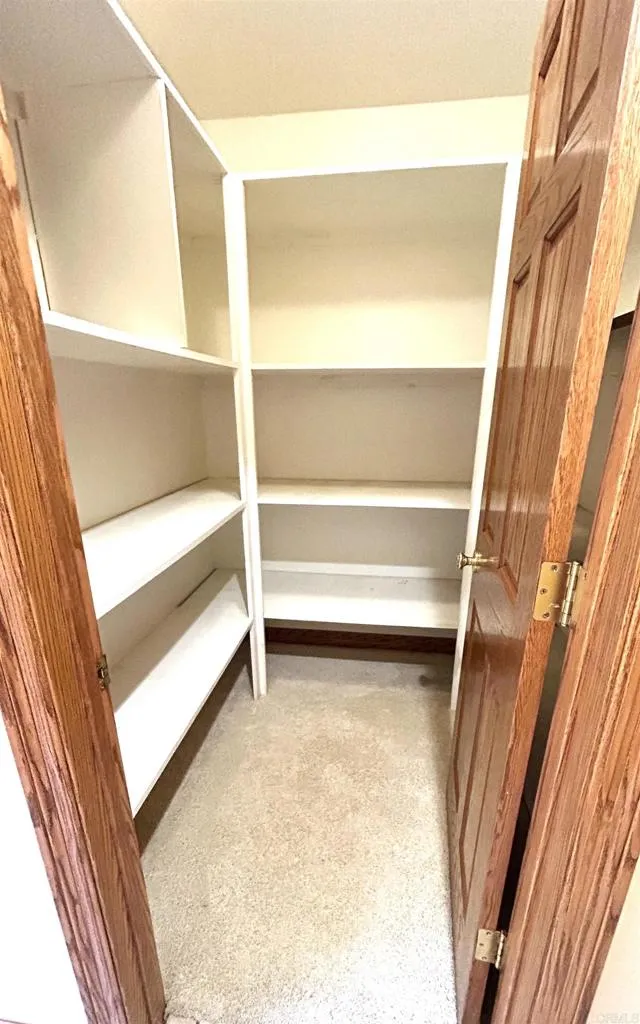 https://cdn.realtyfeed.com/cdn/127/306412110/1b1347f9c4f6c4233aeeab0647ce0afc.webp