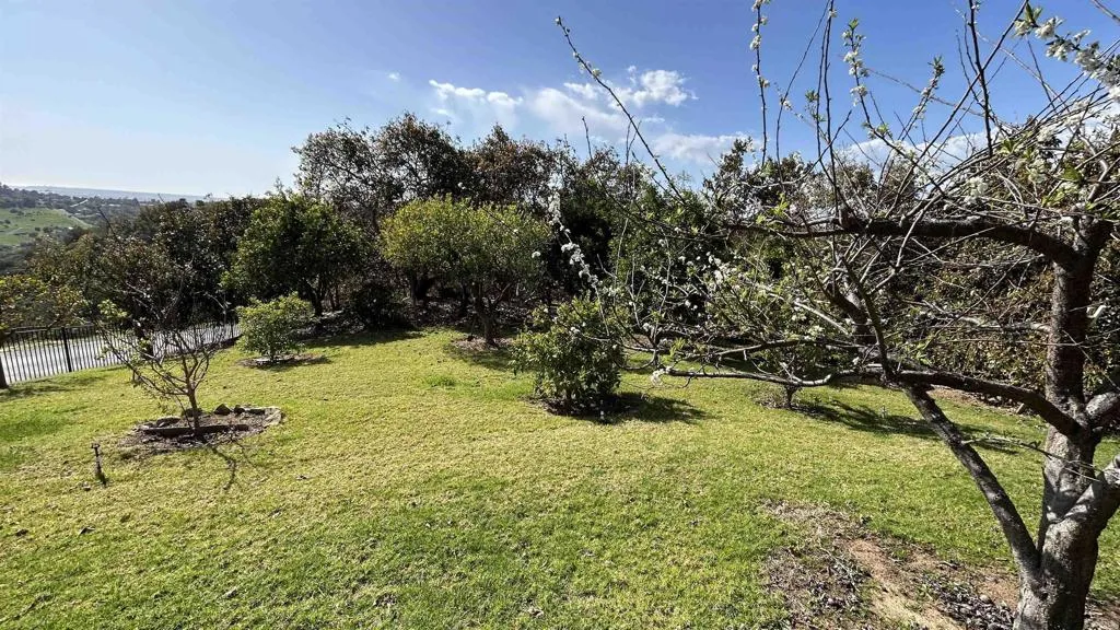 https://cdn.realtyfeed.com/cdn/127/306412110/4afb7a79e86603a79ab4d0b7f24a0684.webp