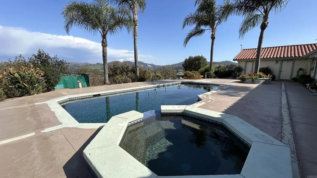 https://cdn.realtyfeed.com/cdn/127/306412110/4ca7ccfa6c8a7ca9873afe56fa186647.webp