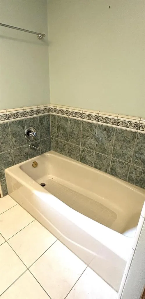 https://cdn.realtyfeed.com/cdn/127/306412110/7b18f0f2755edc5c5f932fa6f2b50e21.webp