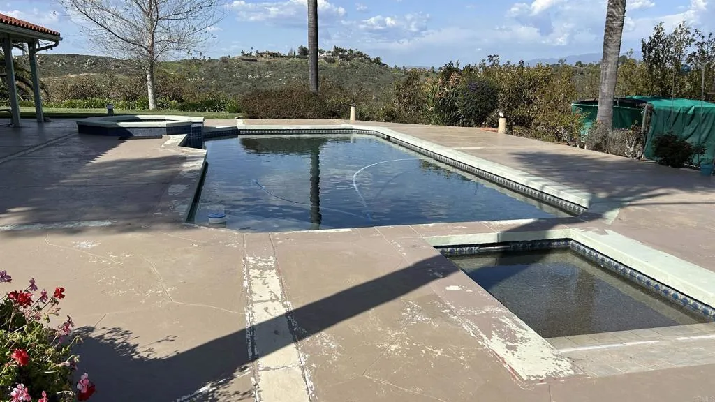 https://cdn.realtyfeed.com/cdn/127/306412110/a86b97fbe9860ac560ae265b384be232.webp