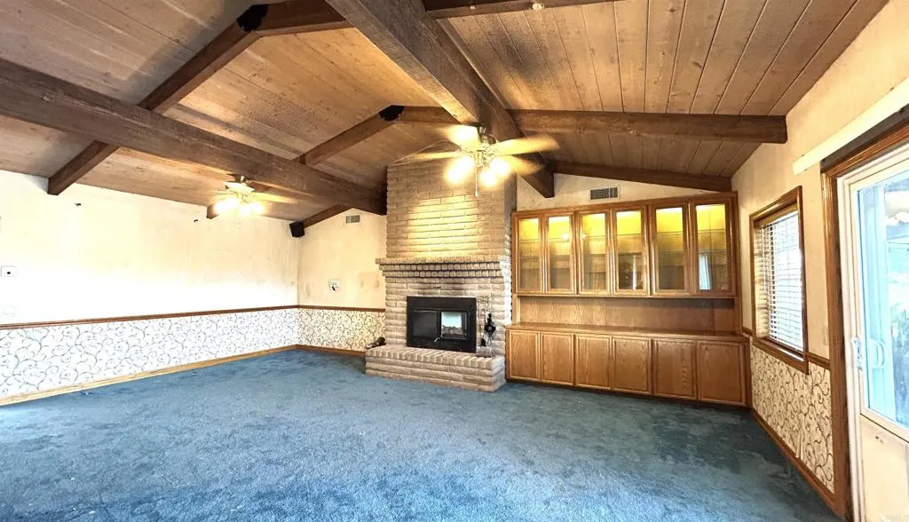 https://cdn.realtyfeed.com/cdn/127/306412110/fad8b6c27e975b13b7c917508cf7fae7.webp