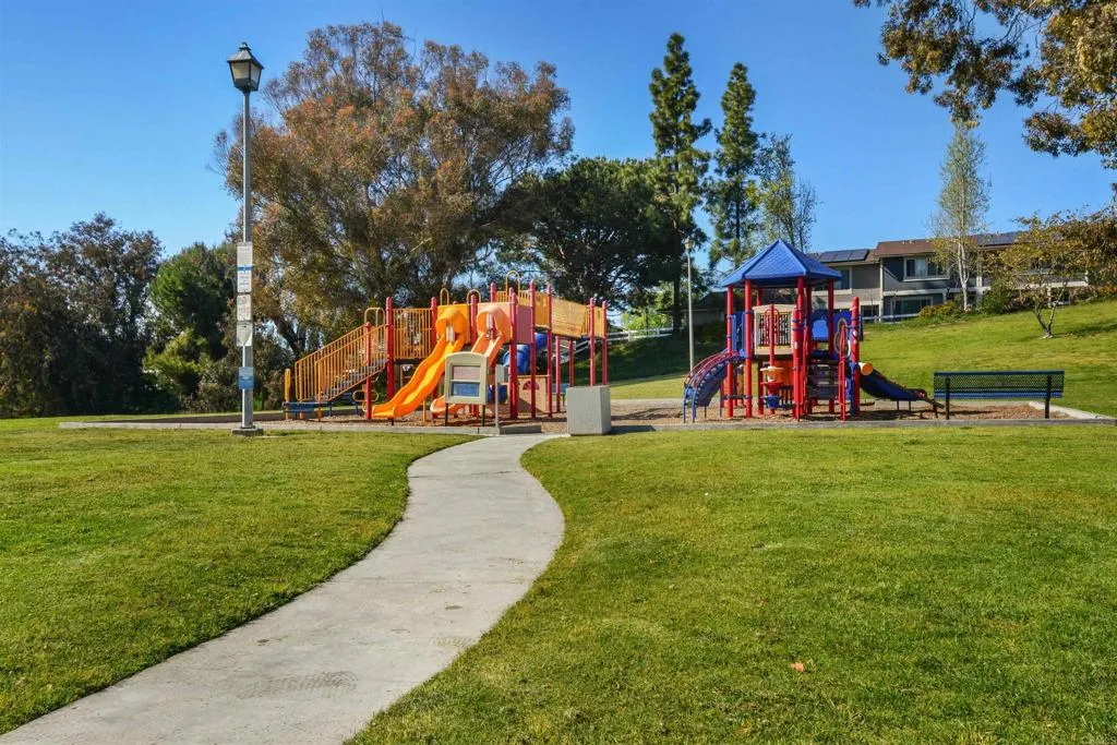 https://cdn.realtyfeed.com/cdn/127/306412376/03b91ac750fd1bb35cf9dc4509b5f37a.webp