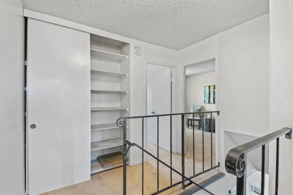 https://cdn.realtyfeed.com/cdn/127/306412376/566c423d5fc4a6e12d77d93d20f90482.webp