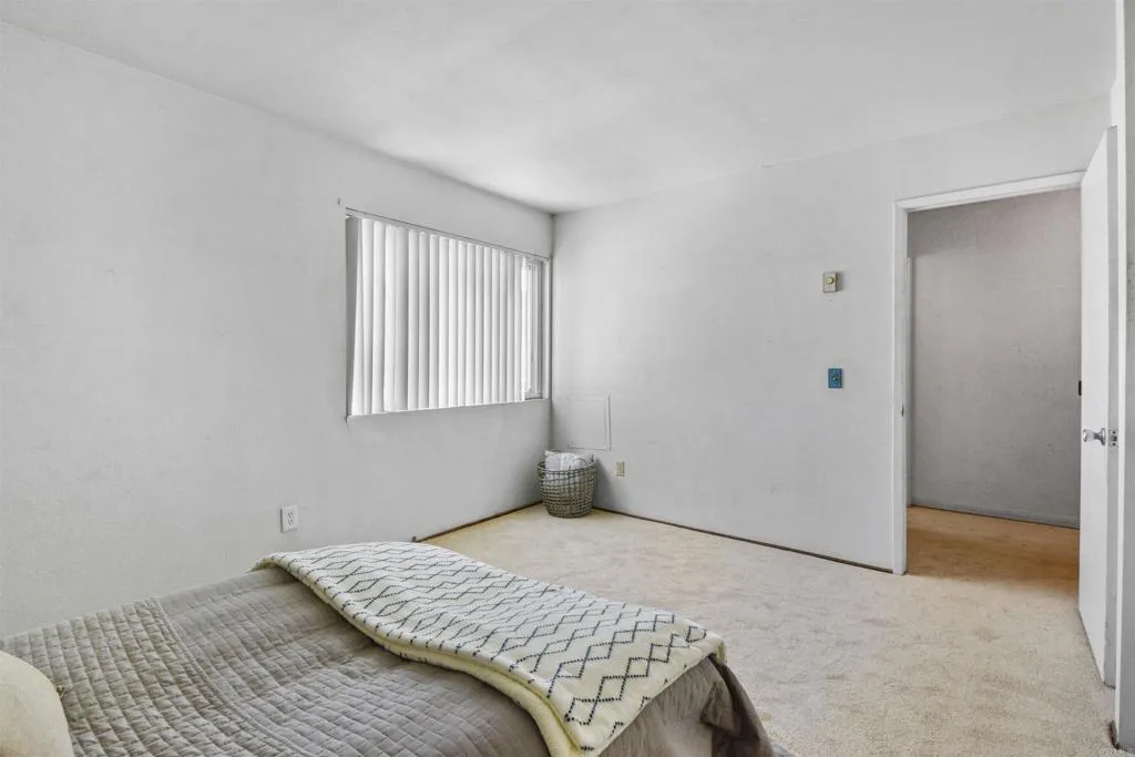 https://cdn.realtyfeed.com/cdn/127/306412376/715d511d9e5cc28775b3b51c50340d99.webp